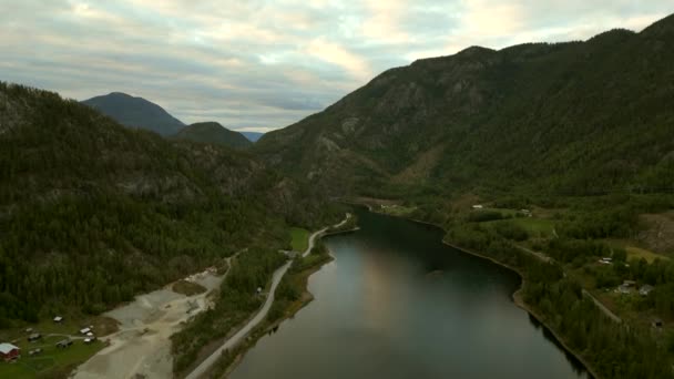 Гірський Фіорд Норвегії Air Drone Video Instisher — стокове відео