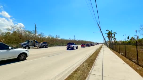 Видеодорожный Блок Движения Форт Майерс Бич После Урагана Иан — стоковое видео