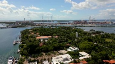 Star Island Miami Beach 'te insansız hava aracı video konakları