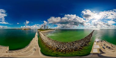 Miami Beach, FL, ABD - 6 Ekim 2022 Havacılık 360 eşdörtgen fotoğraf Miami Sahili Güney Sahili balıkçı iskelesi