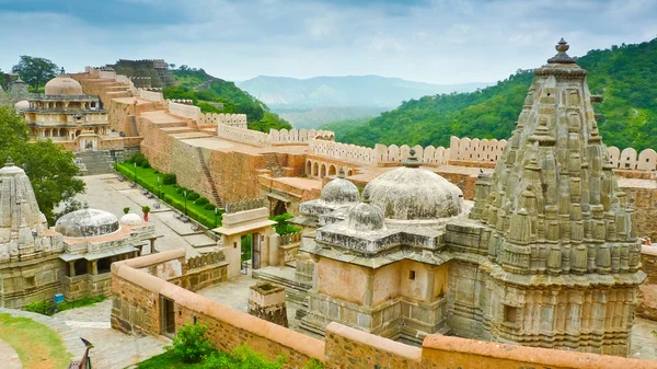 Templos de kumbhalgarh fort — Fotografia de Stock