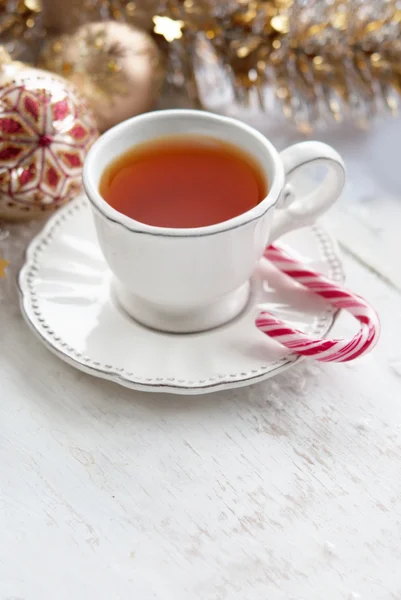 Taça de chá de Natal branco — Fotografia de Stock