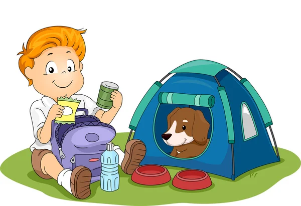 Evcil köpeğiyle kamp çocuk — Stok fotoğraf