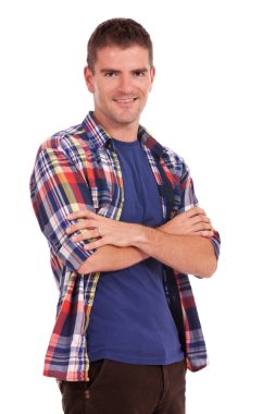 katlanmış silah ile genç adam