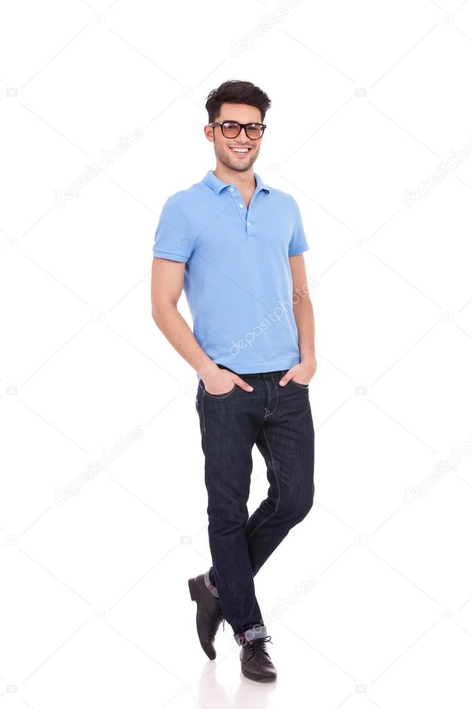 casual man holds hands in pockets