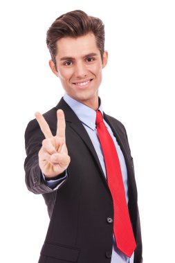 iş adamı gösteren zafer işareti
