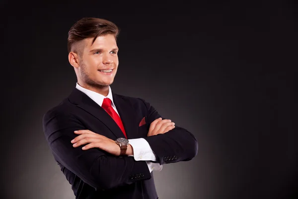 Young business man with arms crossed — Stock Photo, Image