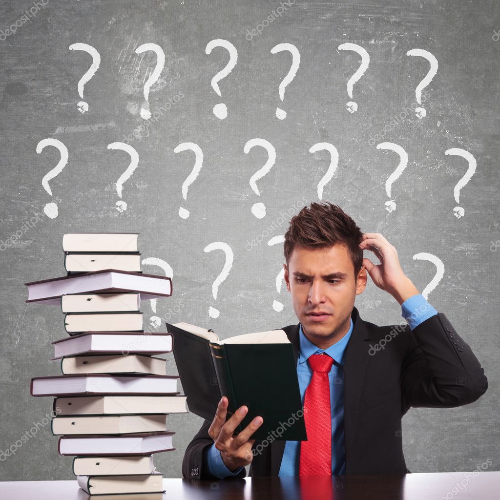 Люди думающие о выгоде. Люди думающие о выгоде. Задумчивый человек. Люди думающие о выгоде. Человек задумался.