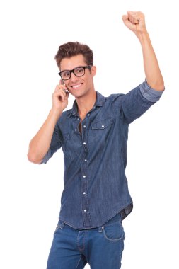 adam telefonda tezahürat