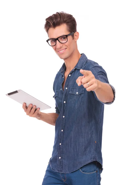 Man with pad points at you — Stock Photo, Image