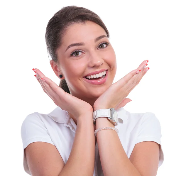 Casual woman with hands below face — Stock Photo, Image