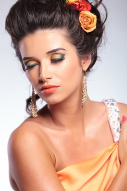 güzellik kadın kapalı gözleriyle