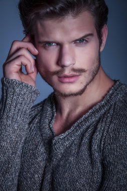 Güzellik erkek portresi kapatmak