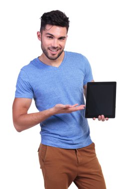 casual adam talbet pad ekran sunumu