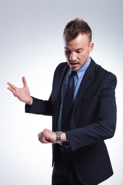 iş adamı tarafından zaman preslenmiş