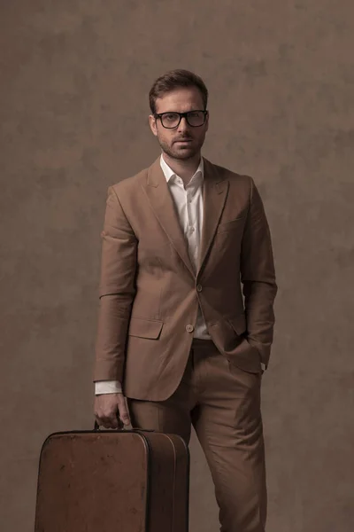 Cool Fashion Model Posing Briefcase One Hand Other Pocket Wearing — Zdjęcie stockowe