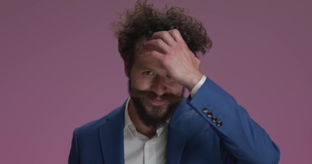 Handsome Bearded Guy Suit Getting Fingers Hair Having Fun Smiling — Stockvideo