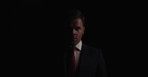 Sexy Bearded Businessman Elegant Suit Standing Shadow Being Mysterious Looking — Stockvideo