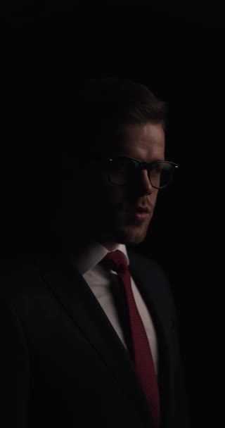 Unshaved Businessman Wearing Eyeglasses Looking Side Touching Palms Being Dramatic — Stok video