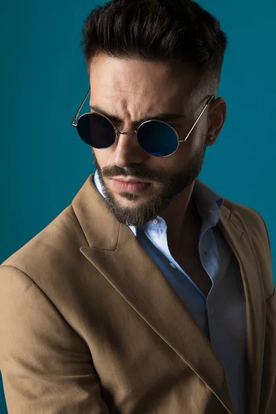 Portrait Cool Businessman Wearing Retro Sunglasses Looking Away While Posing — Stock Photo, Image