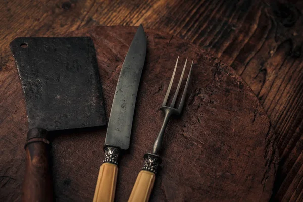 Basic Vintage Cooking Tools Old Wood Cutting Board Space Your — Stock Photo, Image