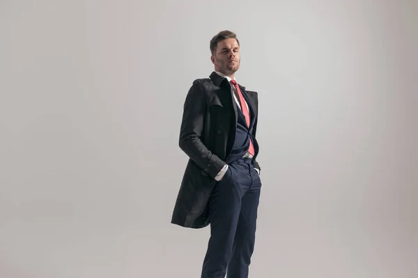 Confident Elegant Businessman Suit Long Coat Holding Hands Pockets Looking — Stock Photo, Image