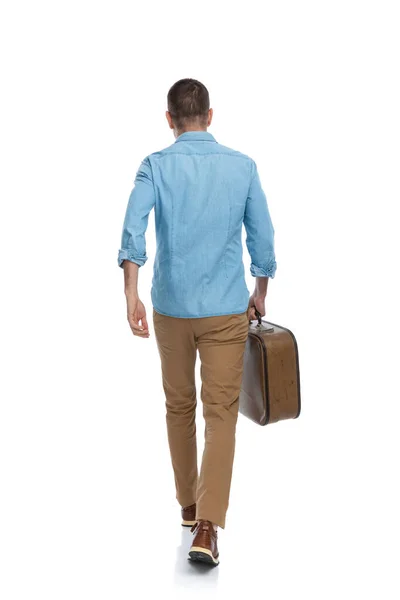 Rear View Young Man Holding Luggage Walking Away Taking Some — Stock Photo, Image