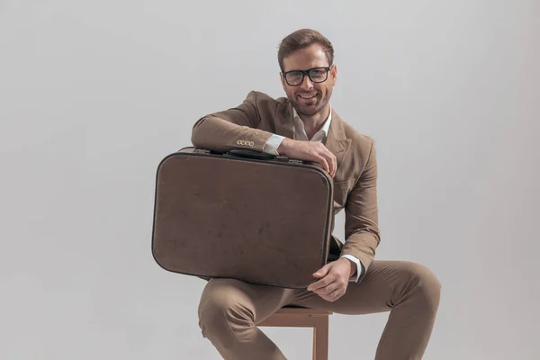 Seated Happy Businessman Posing His Luggage His Lap Big Smile — Stock Photo, Image