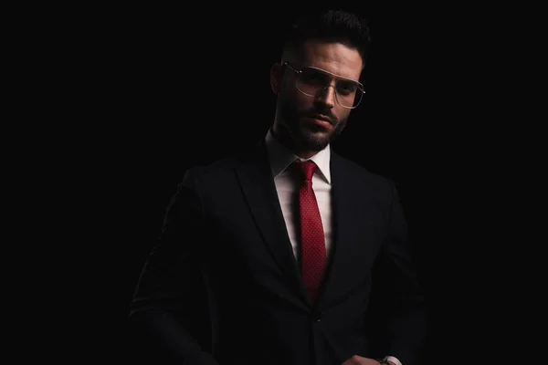 Unshaved Young Guy Elegant Black Suit Red Tie Eyeglasses Posing — Stock Photo, Image
