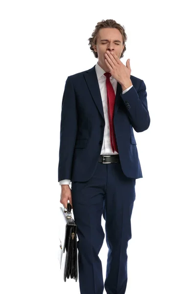Tired Young Businessman Elegant Suit Yawning Covering Mouth Hand Front — Stock Photo, Image