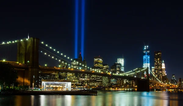 WTC memorial: eerbetoon in licht — Stockfoto