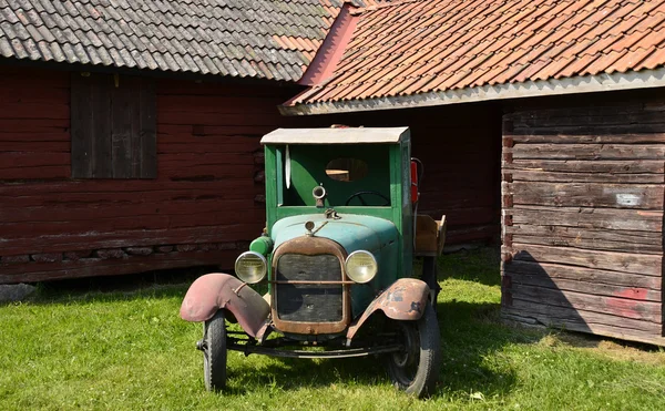 Vecchia auto — Foto Stock