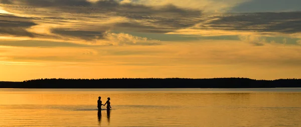 穏やかな湖の反射 — ストック写真