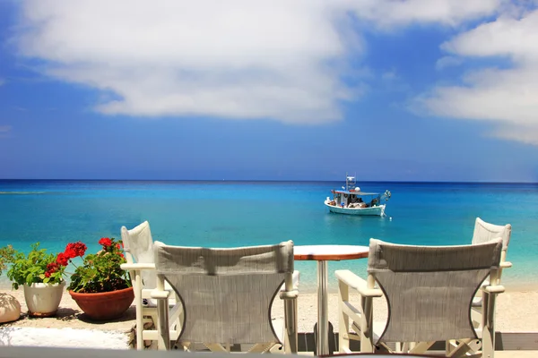 Fishing boat in the Ionian sea — Stock Photo, Image