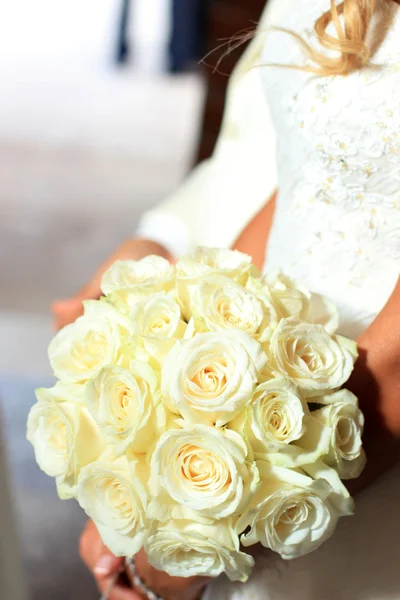 Hermoso ramo de flores de boda — Foto de Stock