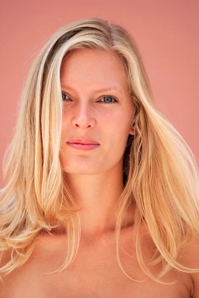 Krása portrét blondýna — Stock fotografie