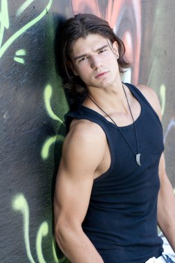 yakışıklı delikanlı açık