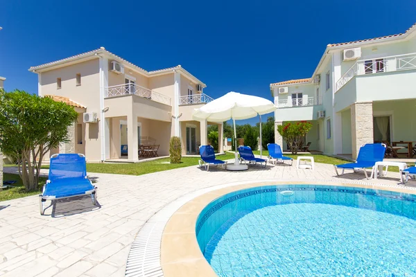 Exterior of a Greek resort — Stock Photo, Image