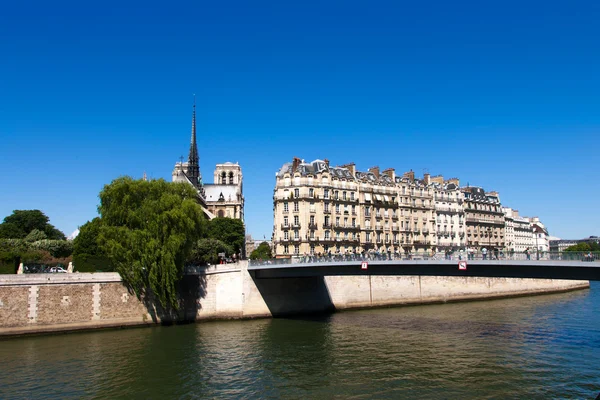 Notre dame de paris, seine Nehri göster