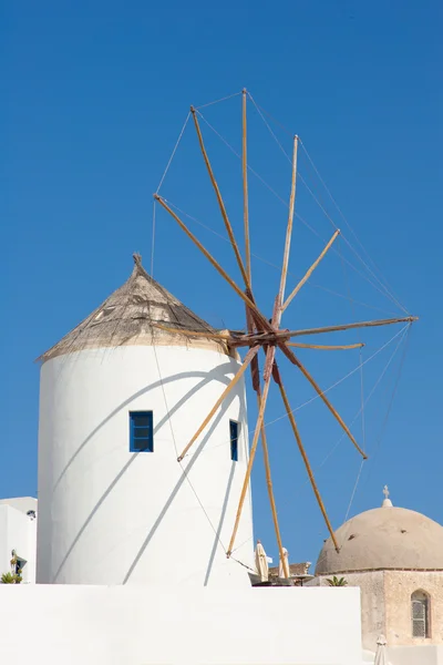 Molino de viento Santorini Grecia —  Fotos de Stock