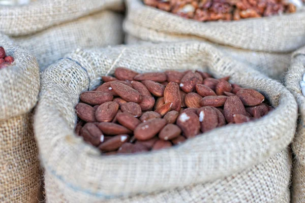 Fondo de almendras —  Fotos de Stock