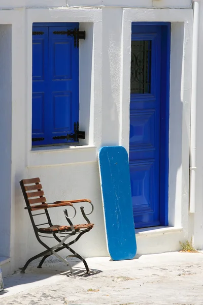 Casa bianca tradizionale a Santorini — Foto Stock