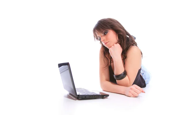 Menina feliz com um laptop — Fotografia de Stock