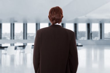 Ofisteki iş adamı.