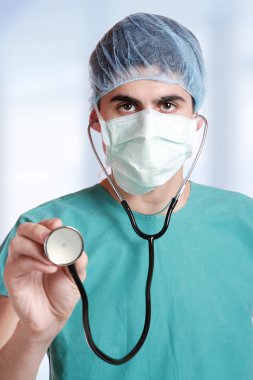 Tatlı doktor portresi