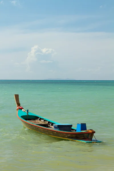 Barco en Phuket Tailandia — Foto de Stock