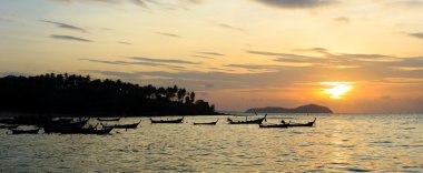 güzel gündoğumu rawai Phuket