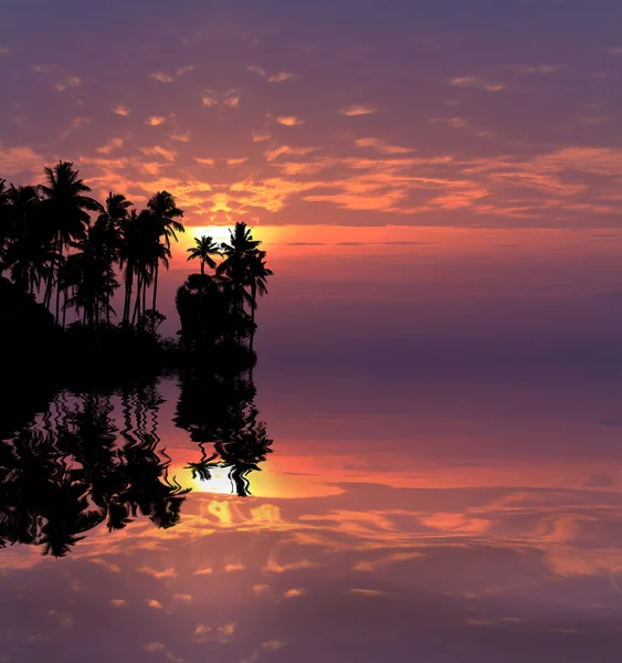 Schöner sonnenaufgang in rawai phuket — Stockfoto