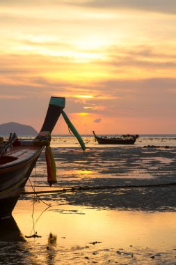 güzel gündoğumu rawai Phuket