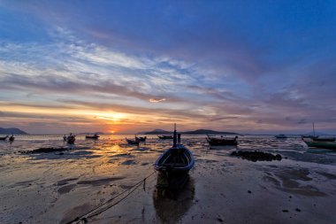 güzel gündoğumu rawai Phuket